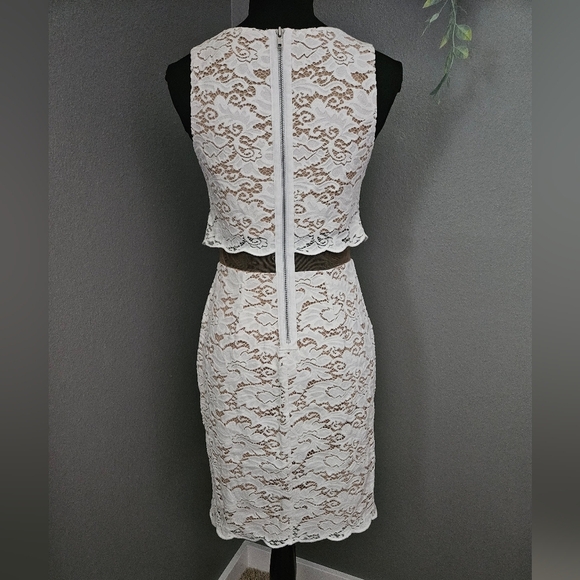 Bailey 44 White Lace Desert Moon Dress - size 4 - Picture 5 of 12